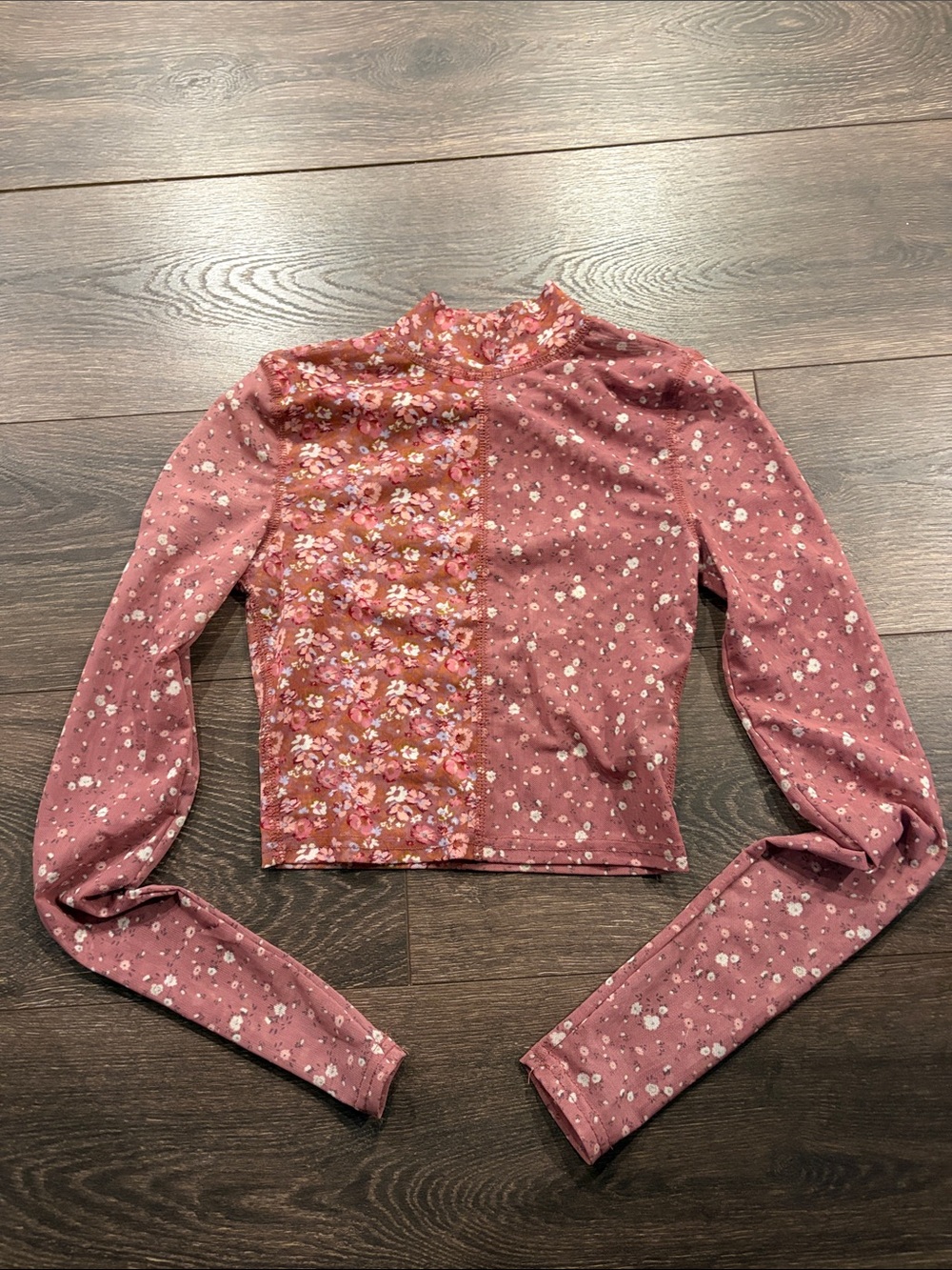 Aeropostale Dusty Rose Floral Mock-Neck Long Sleeve Top